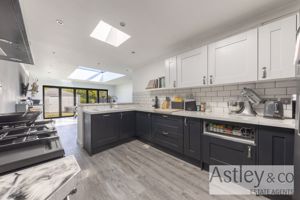 kitchen- click for photo gallery